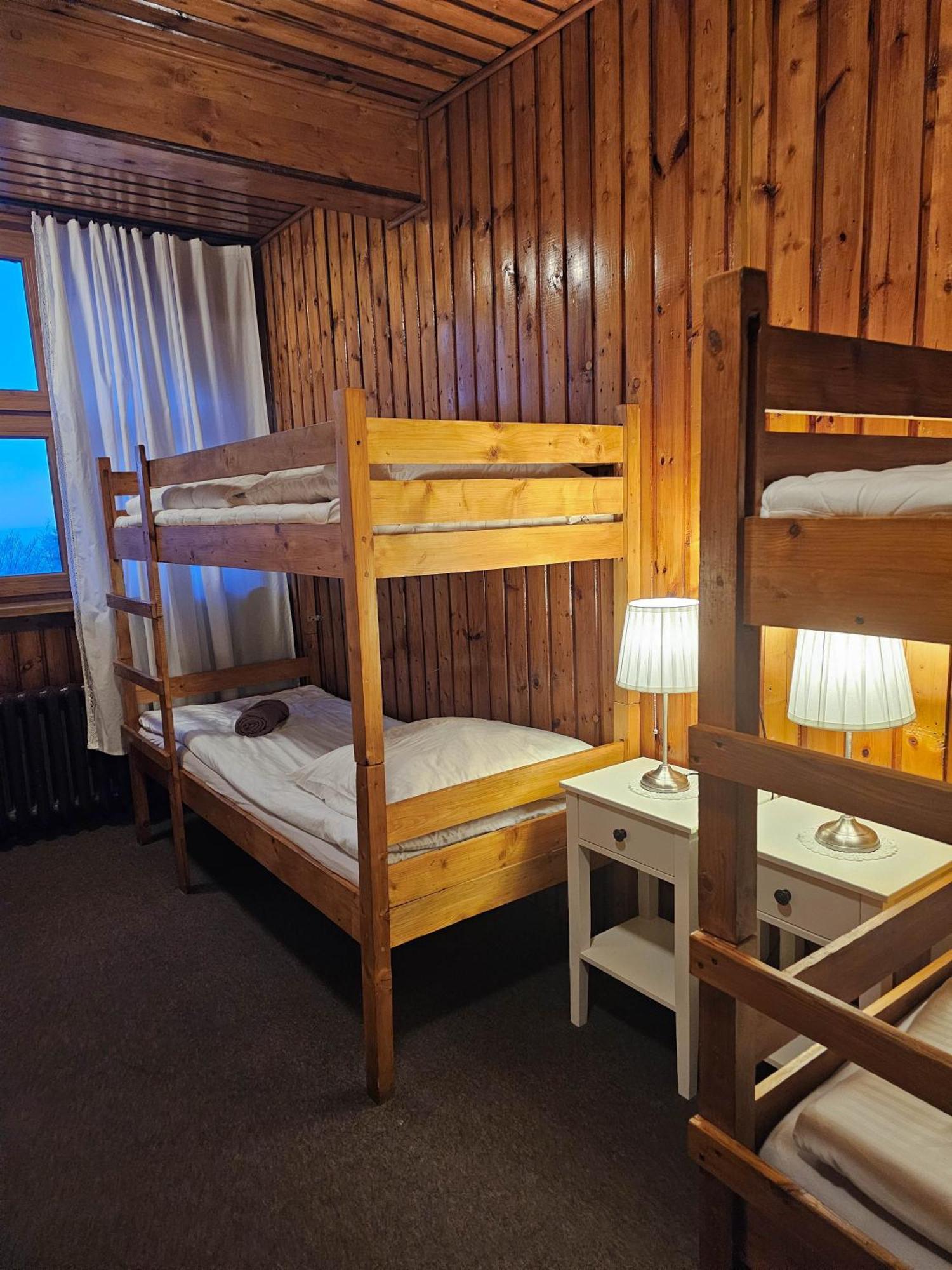 Hotel Schronisko Gosciniec Rownica Ustron Exterior foto